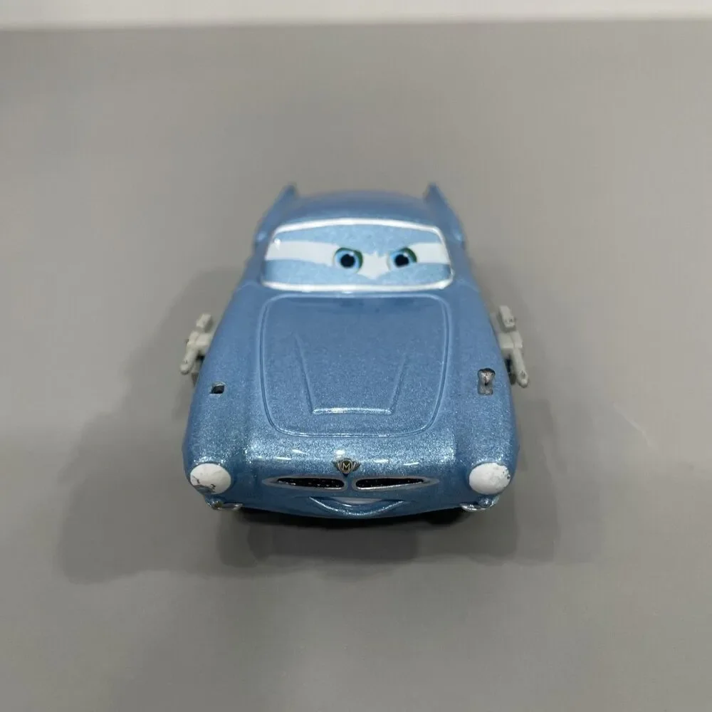 Disney Cars Finn McMissile Silver Secret Agent Spy Mattel Diecast Loose 1:55